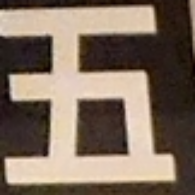 tomodunaさんが街で見つけた般若心経の29文字目『五』の投稿画像